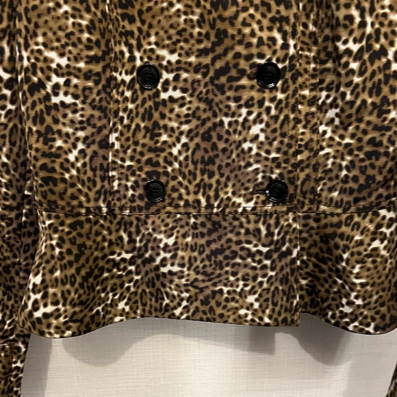 Banana Republic Leopard Double Breasted
Peplum Jacket Size M GreatCondition - Picture 8 of 13